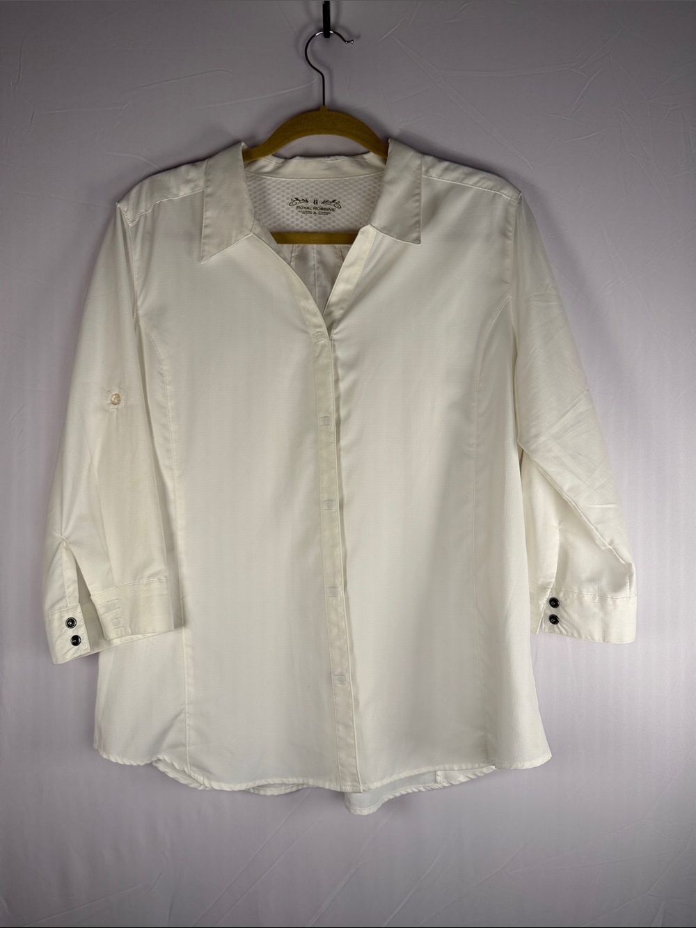 Royal Robbins Women’s White Casual Snap Down Shirt